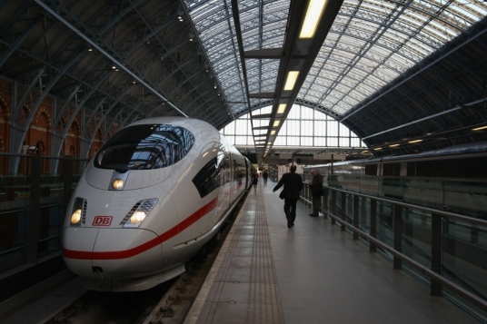 ICE in St. Pancras 01 - 536x357 - 146 KB